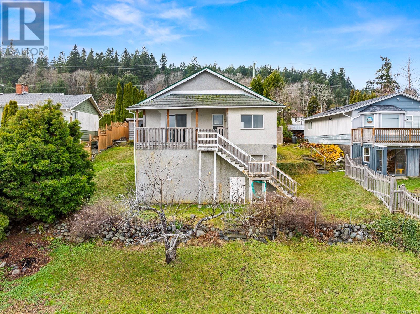 5642 Island Hwy S, Courtenay, BC V9N 9S2