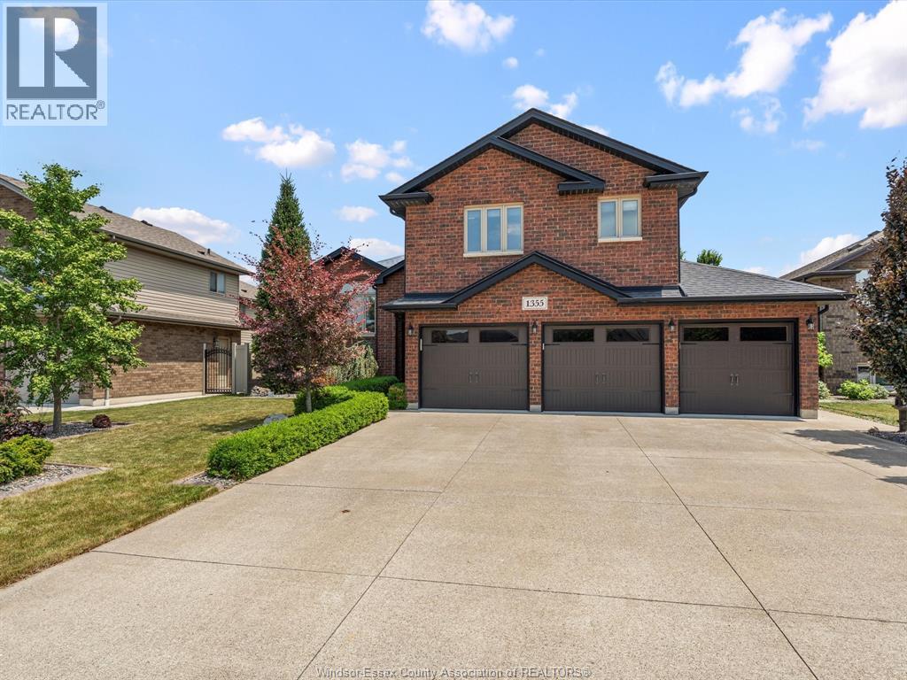 1355 Legends Ln, Belle River, ON N8L 0T2