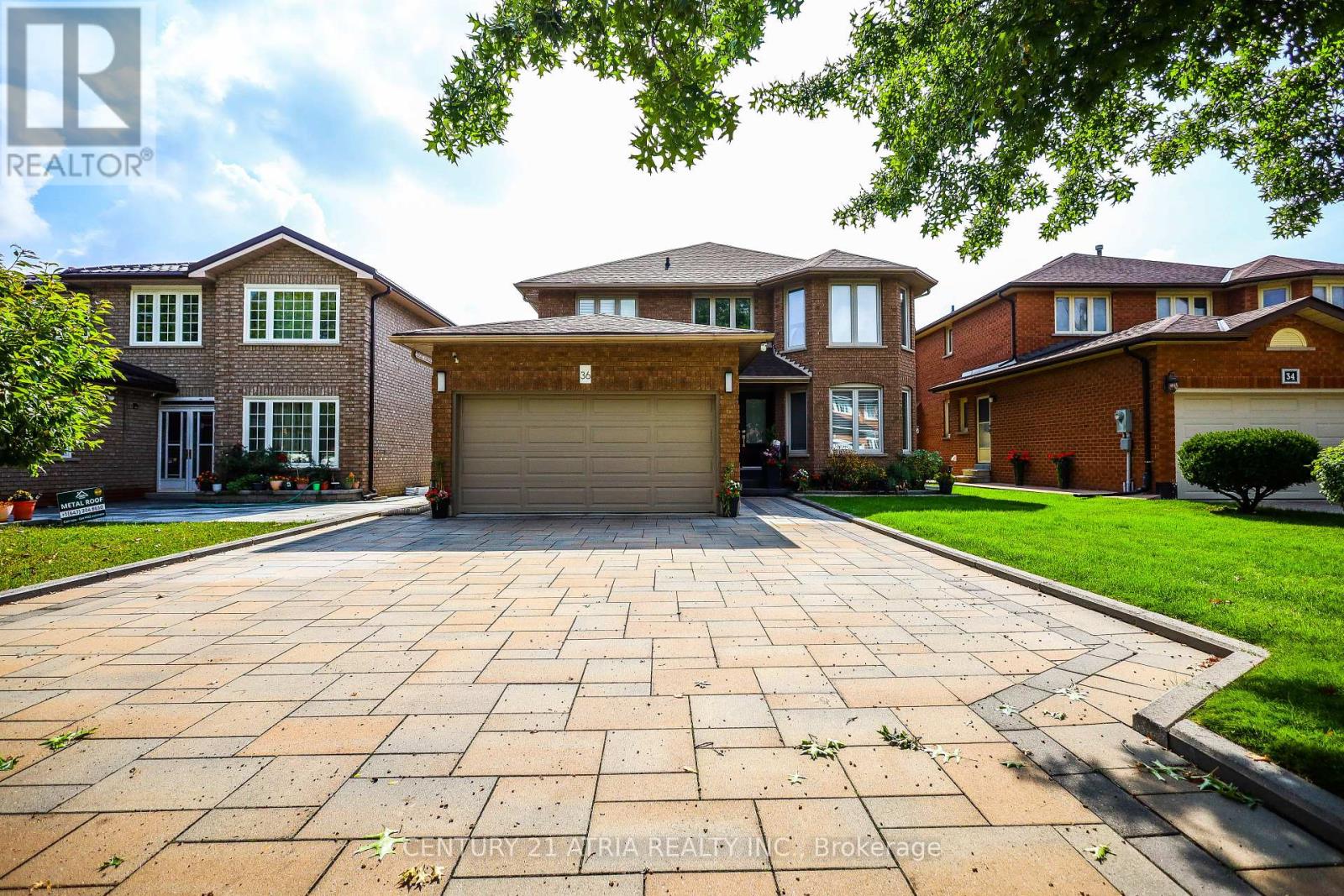 36 Dorthy Britton Dr, Markham, ON L3S 3J3