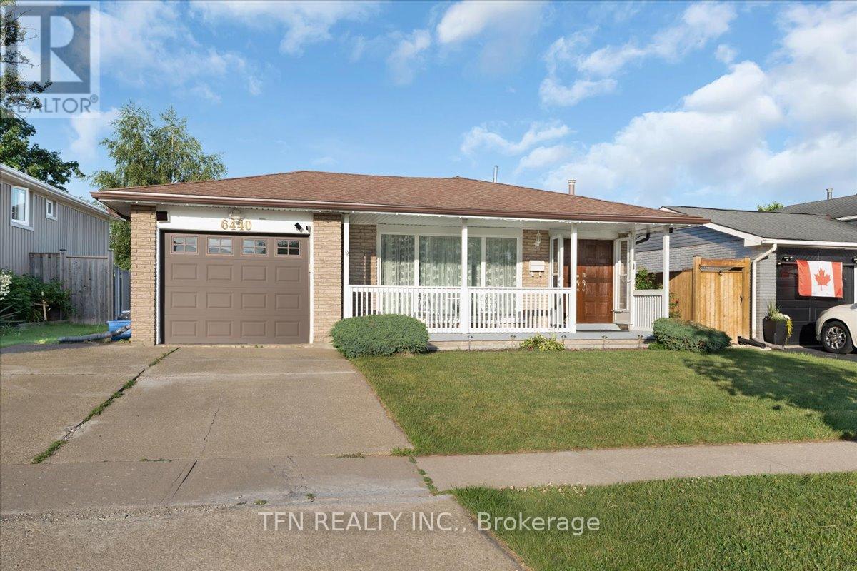6440 Pitton Rd, Niagara Falls, ON L2H 1T9