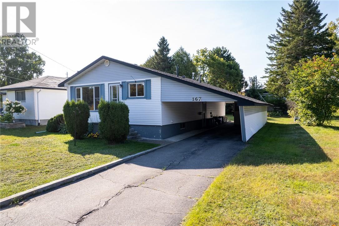 167 Adelaide St, Espanola, ON P5E 1H2