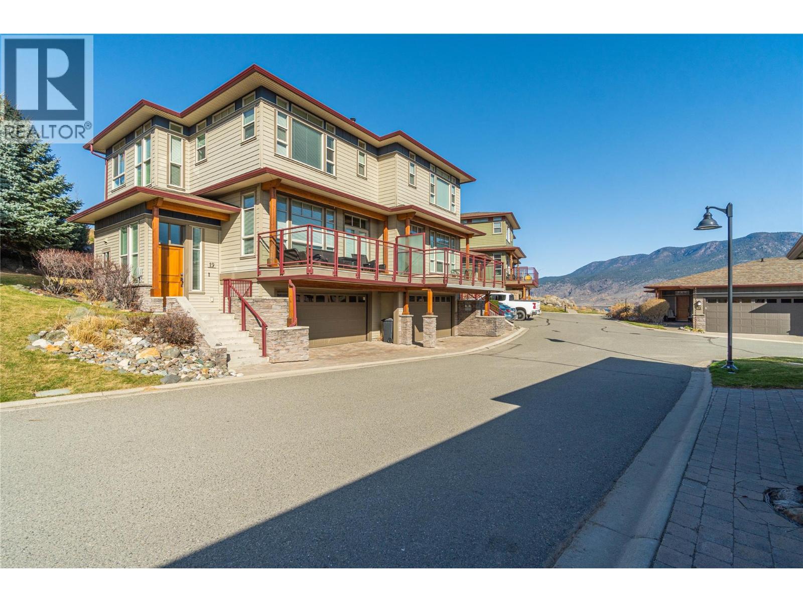 175 Holloway Drive Unit 19, Kamloops, BC V1S 0B2