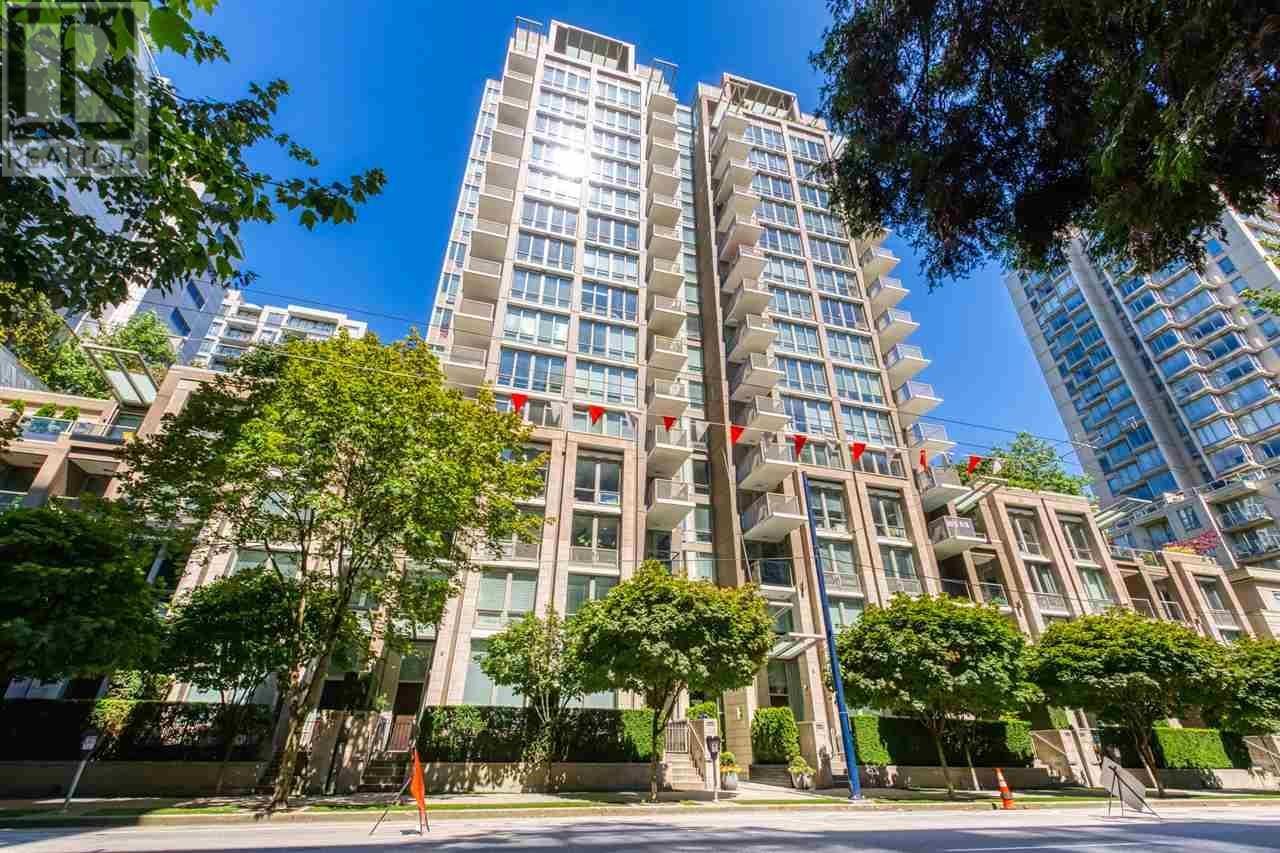 1055 Richards Street Unit 1705, Vancouver, BC V6B 0C2