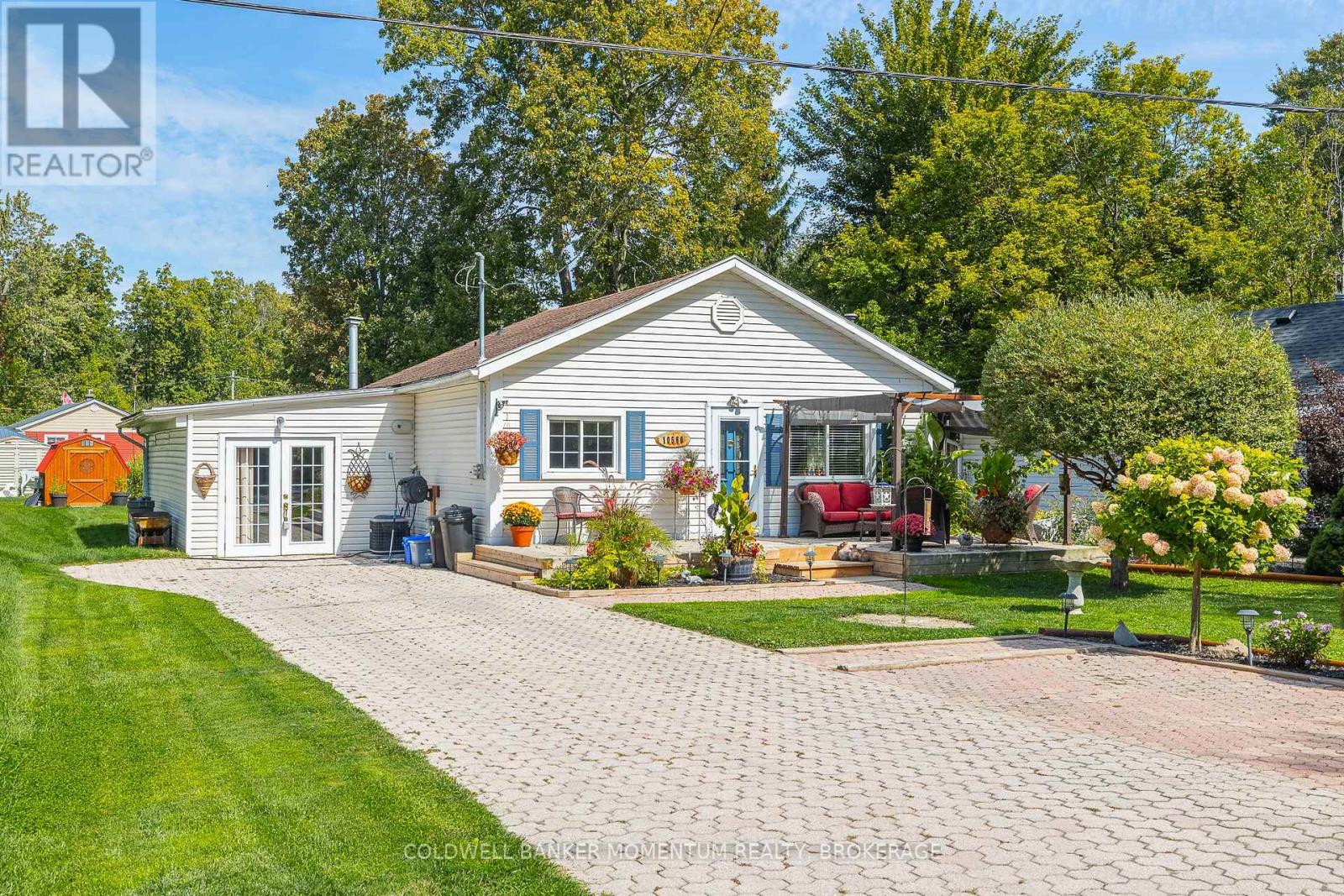 10560 Woodland Dr, Wainfleet, ON L3K 5V4