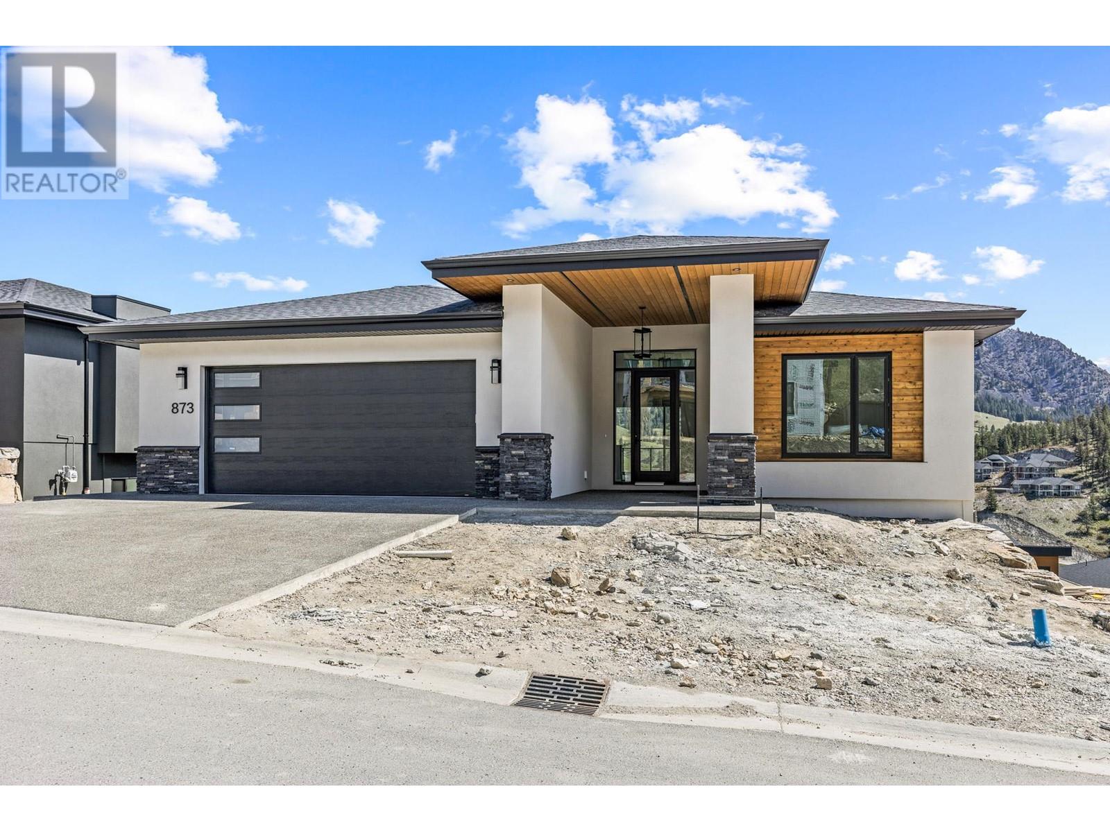 873 Melrose St, Kelowna, BC V1P 0A8