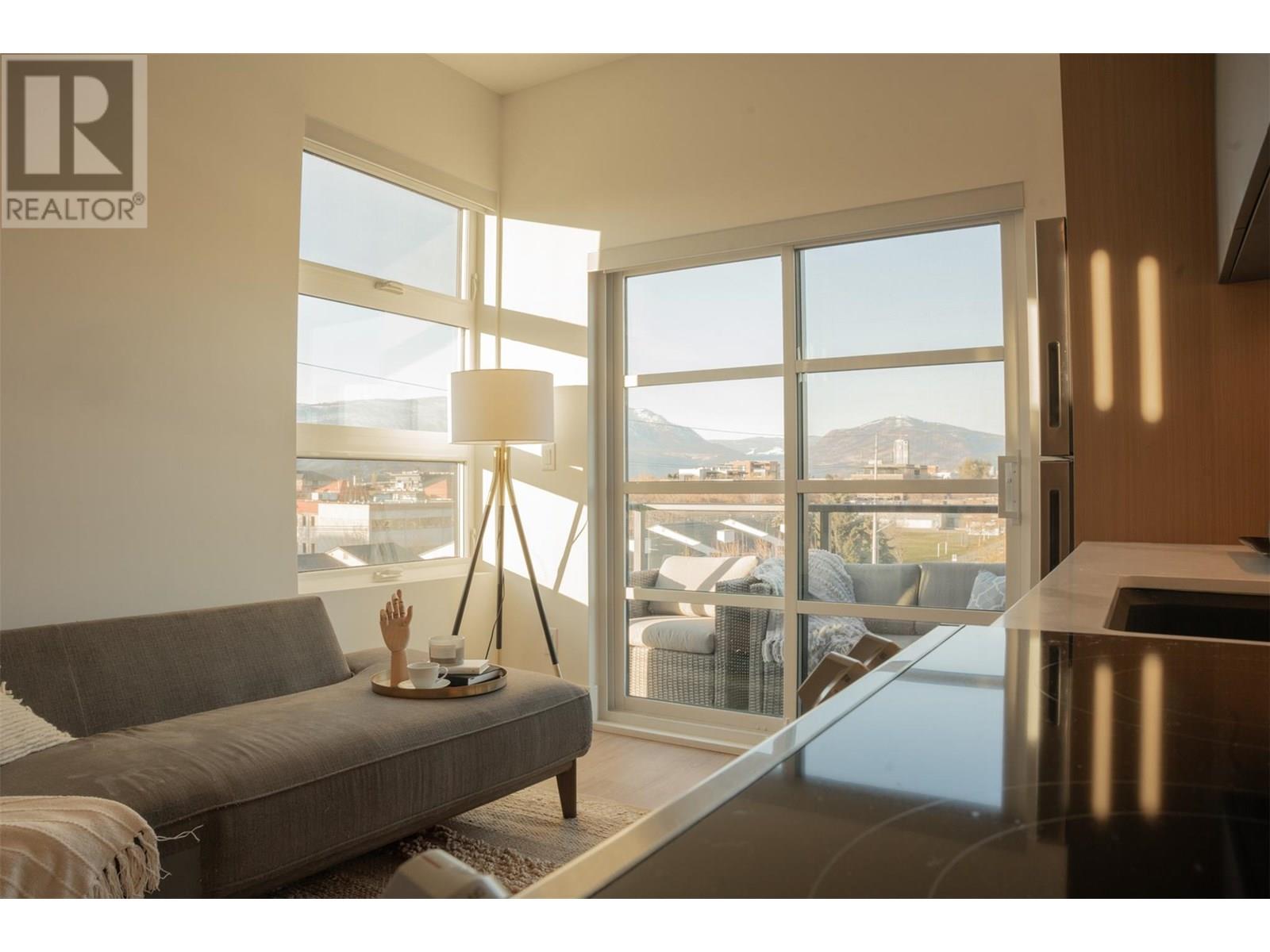 720 Klo Road Unit 518 Lot Apt 93, Kelowna, BC V1Y 0M9