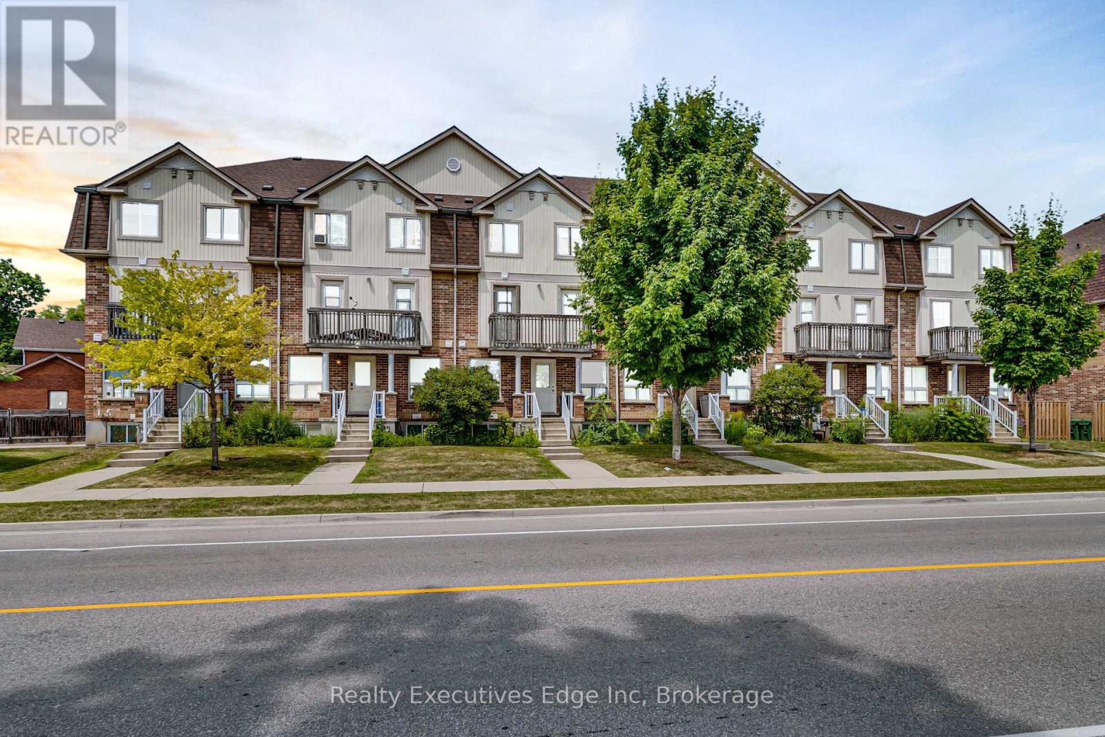 5 142 York Rd, Guelph, ON N1E 3E9
