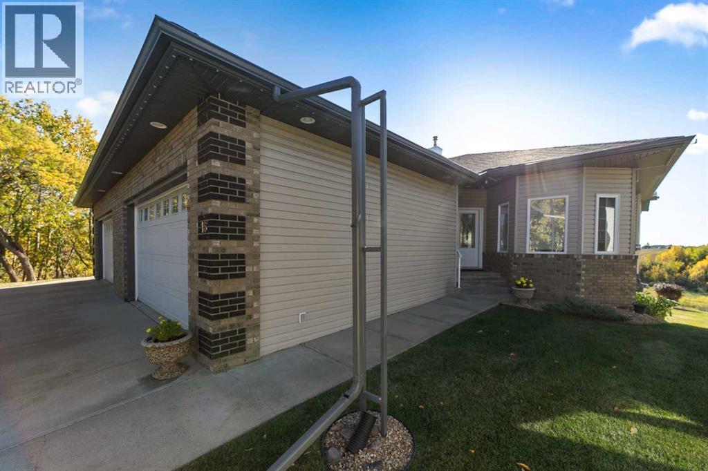 5405 39 Avenue Unit 16, Camrose, AB T4V 5B6
