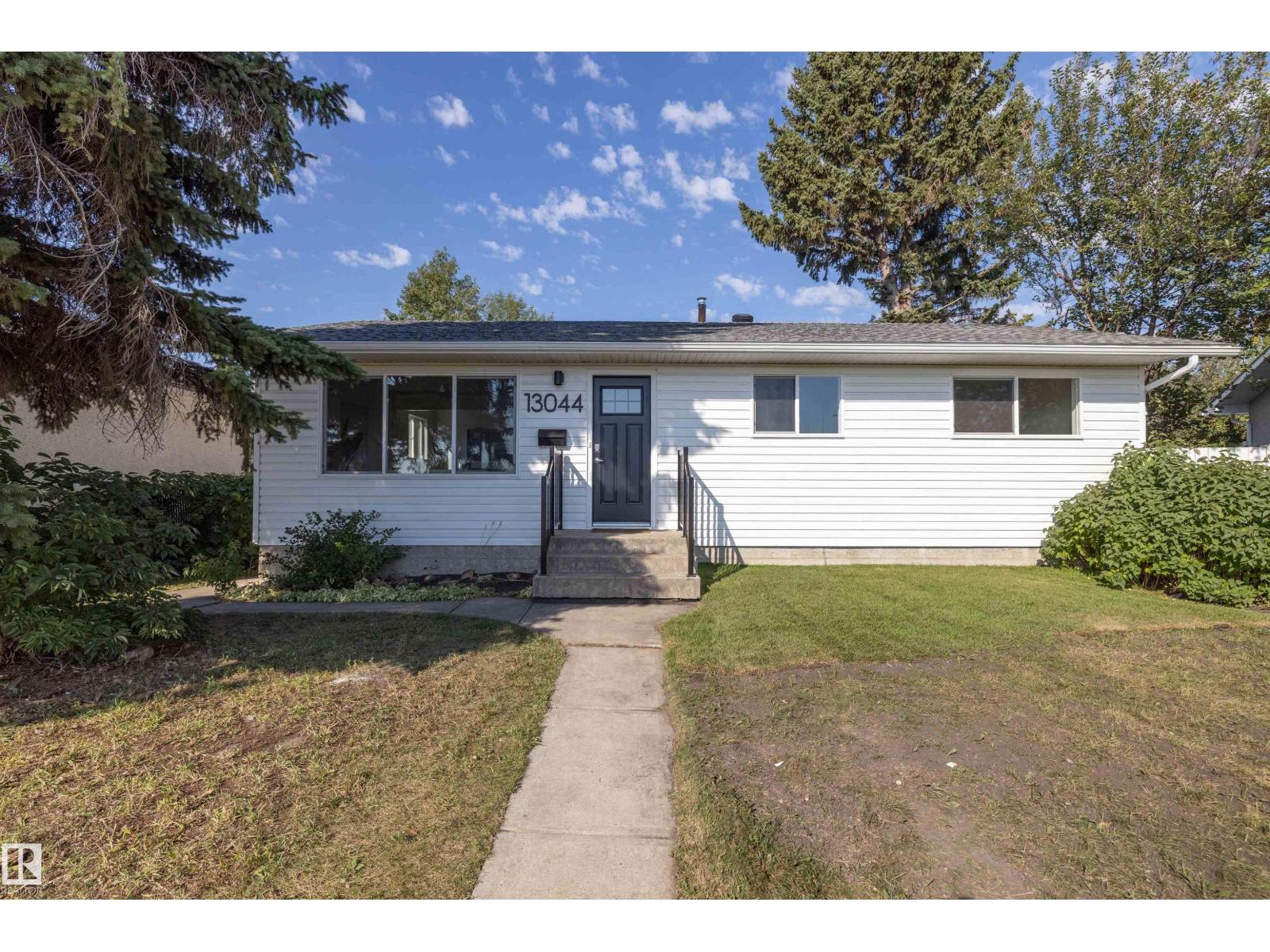 78 St Nw Unit 13044, Edmonton, AB T5C 2A1