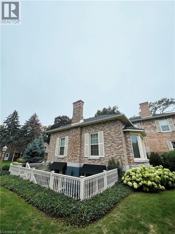 5 Cobourg Street Unit 100, Goderich, ON N7A 2J1