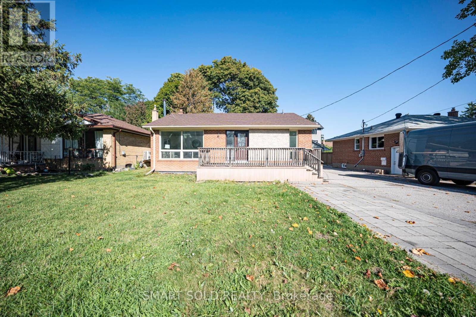 295 Boisdale Ave, Richmond Hill, ON L4C 1R4