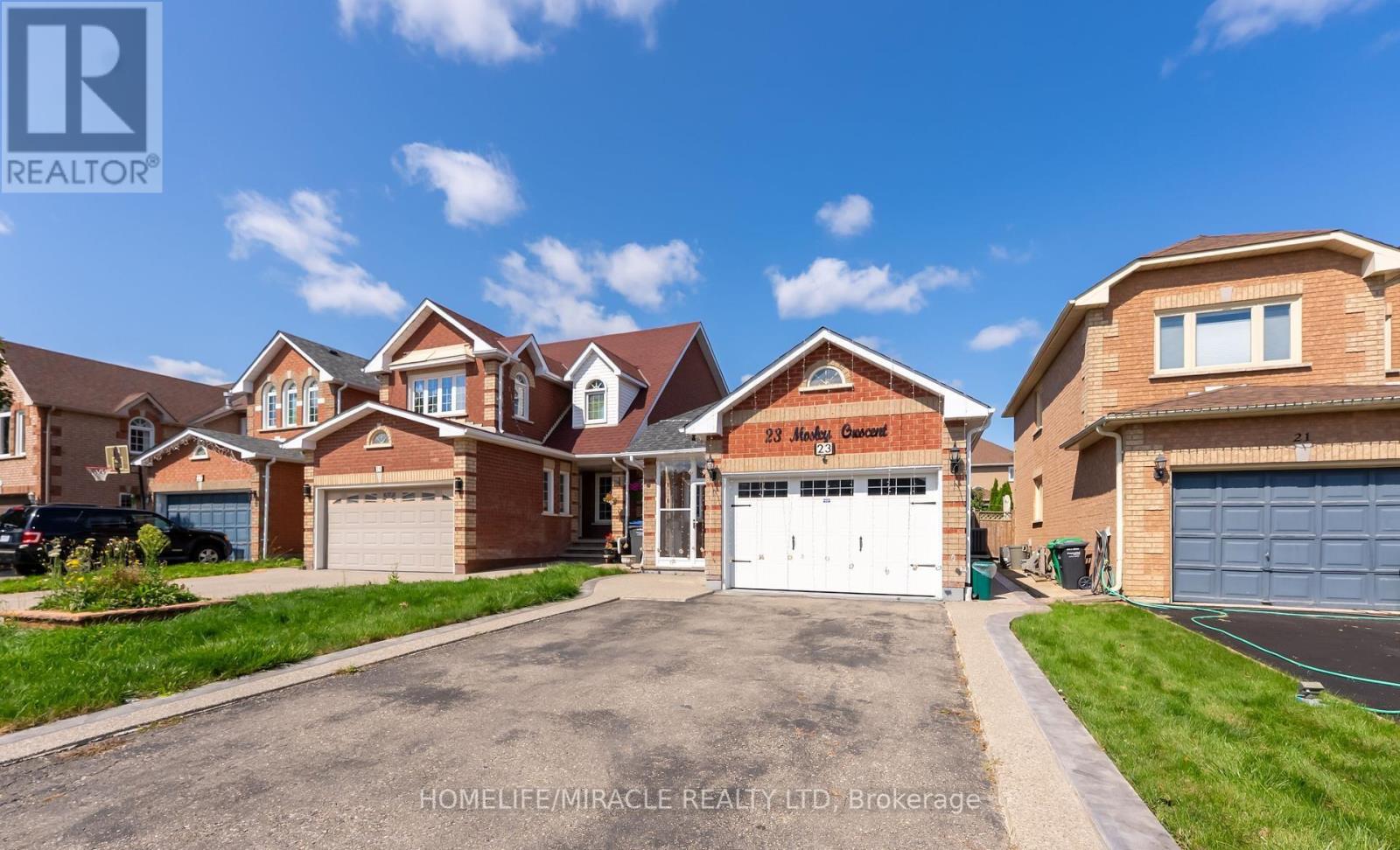 23 Mosley Cres, Brampton, ON L6Y 5C9