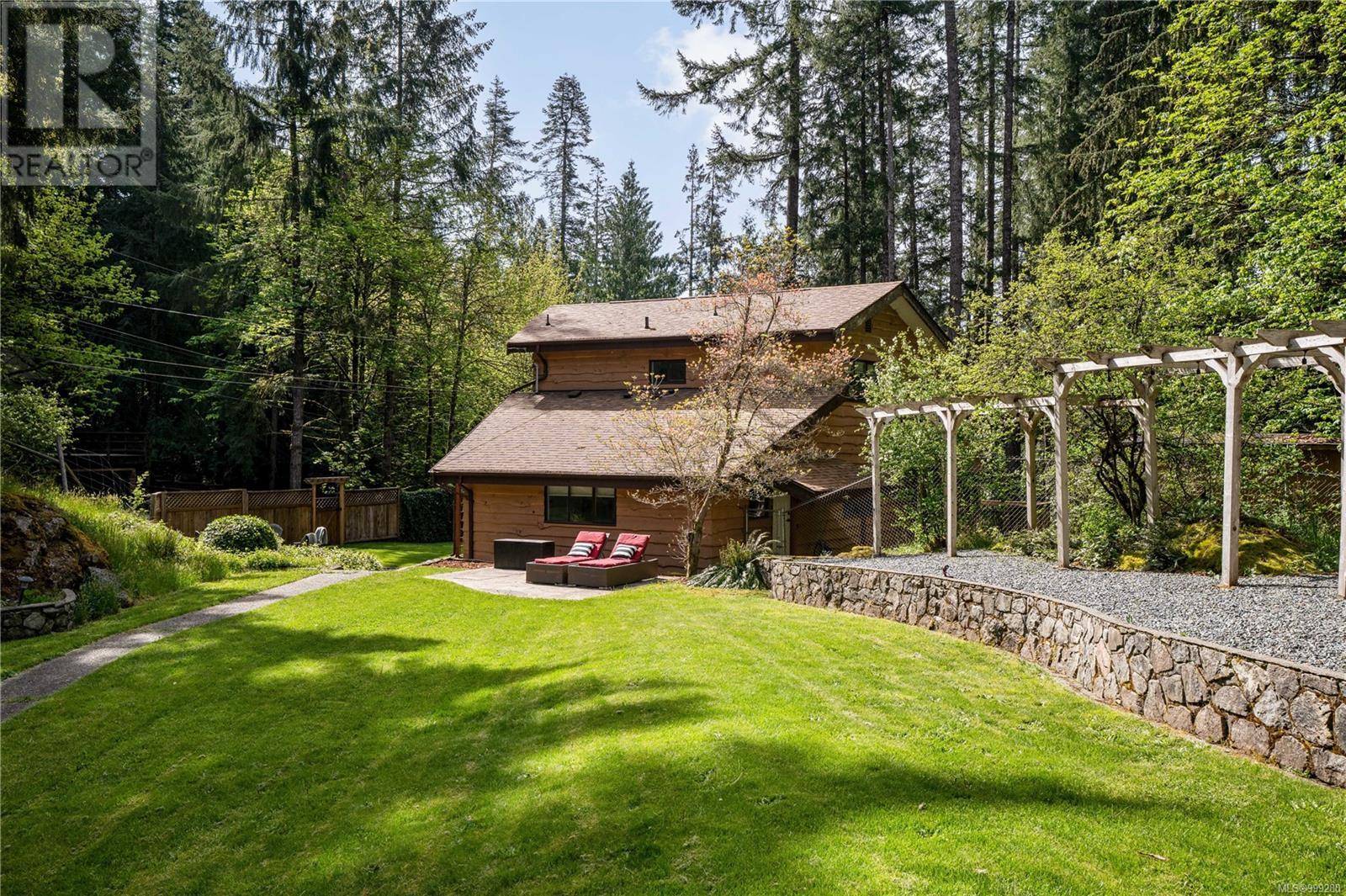 2446 Sommer Ln, Shawnigan Lake, BC V0R 2W1