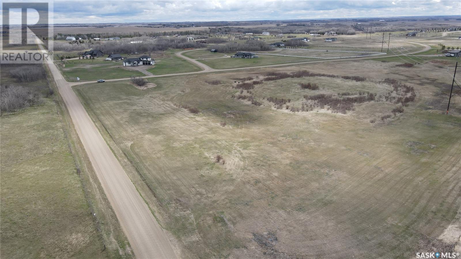 1 South Country Ln #314, Dundurn Rm No. 314, SK S7K 3J8