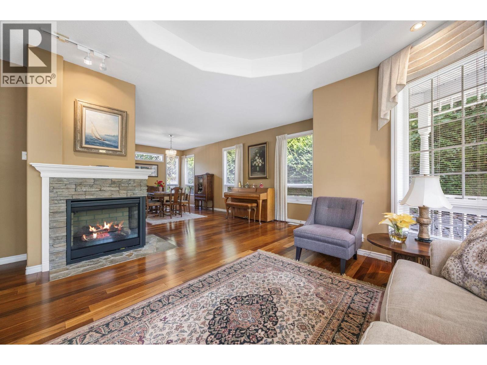 758 Varney Ct, Kelowna, BC V1W 3Z2