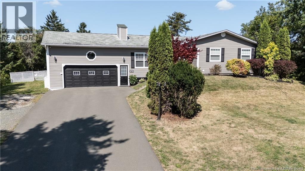 3261 Mountain Rd, Moncton, NB E1G 2X1
