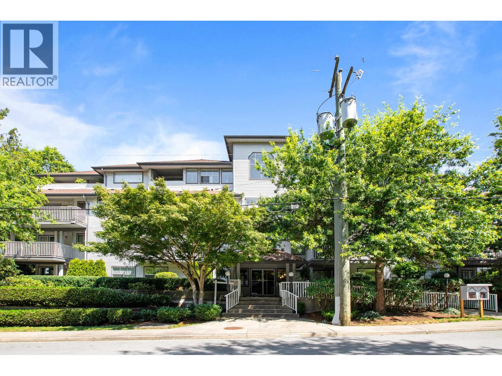 20561 113 Avenue Unit 401, Maple Ridge, BC V2X 1E2