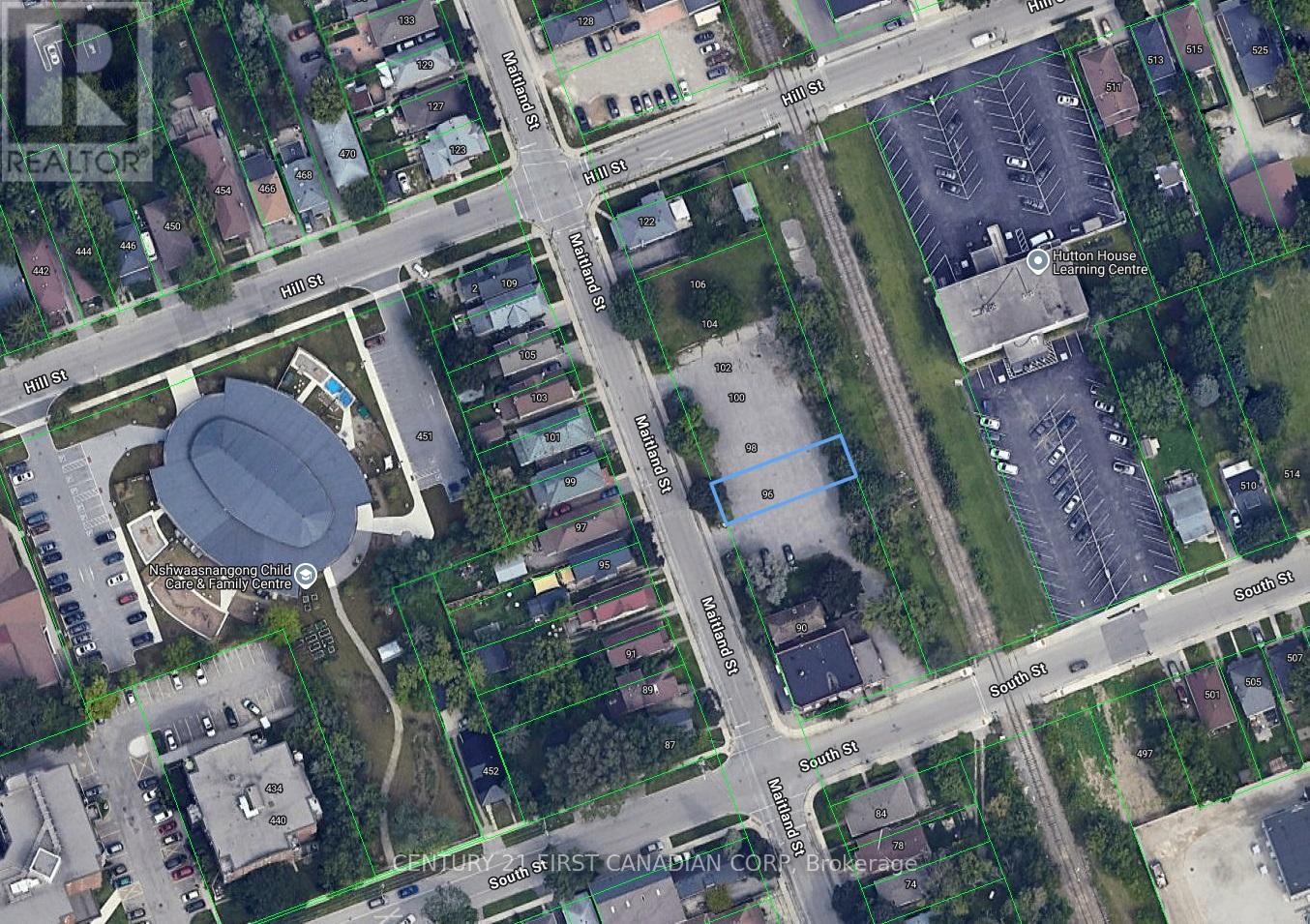 96 98 Maitland St, London East East K, ON N6B 2X4