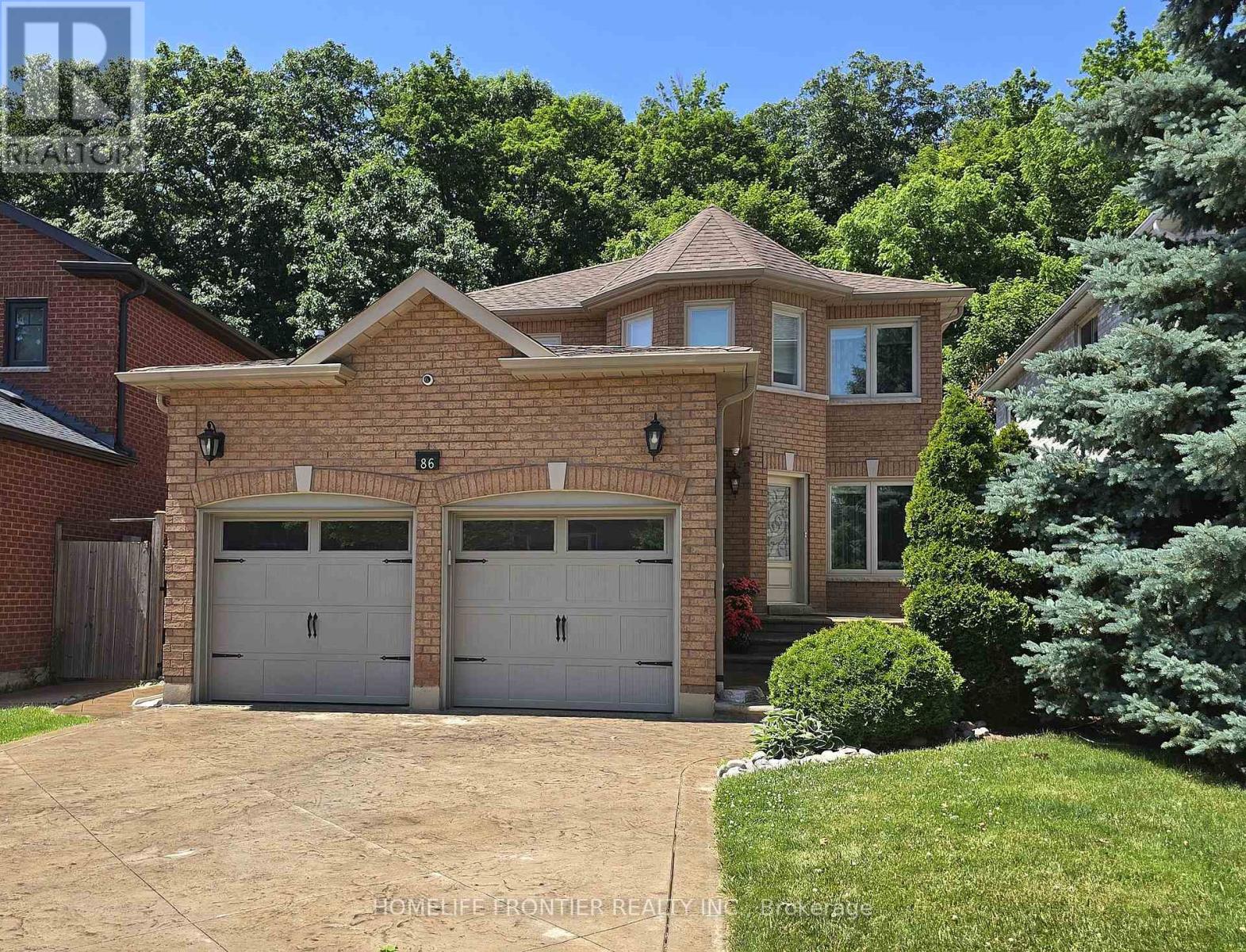 86 Larratt Ln, Richmond Hill, ON L4C 0E2
