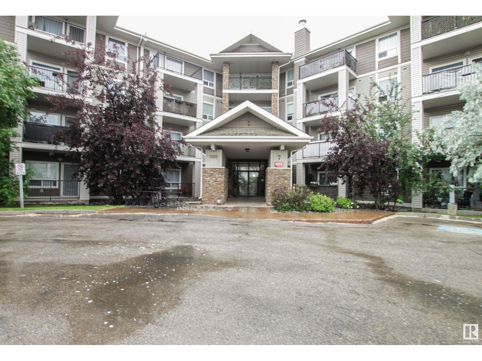 7327 South Terwillegar Drive Northwest #7208, Edmonton, AB T6R 0L8