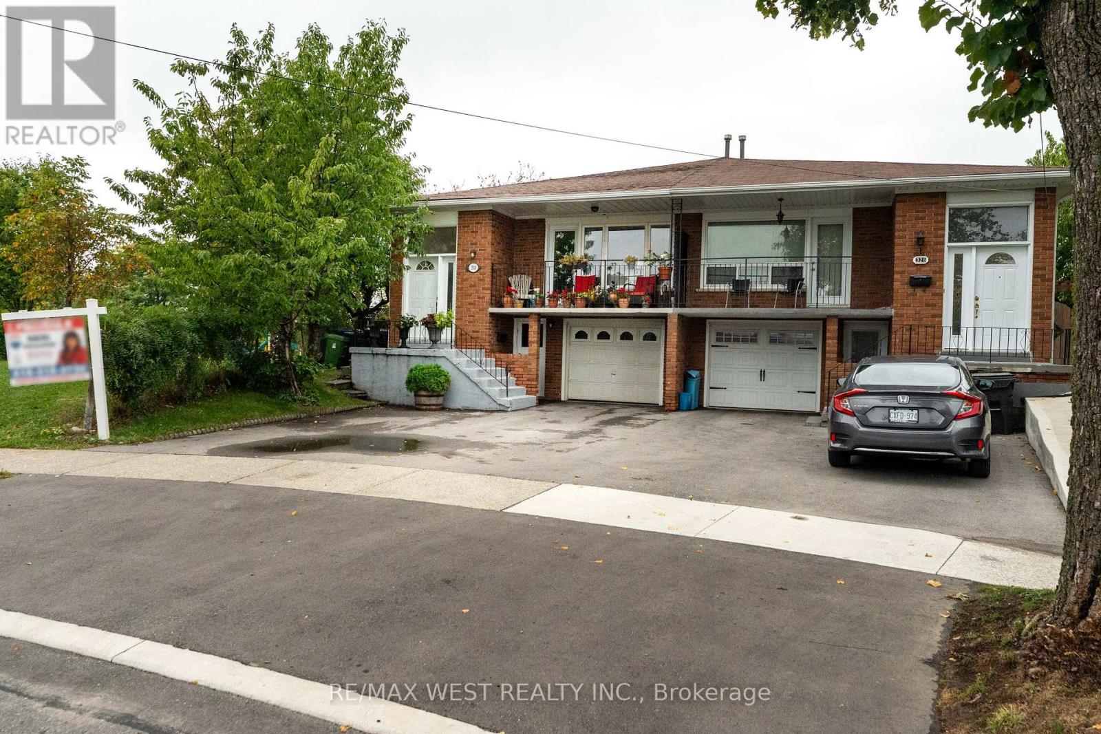 330 Pellatt Ave, Toronto, ON M9N 3P3