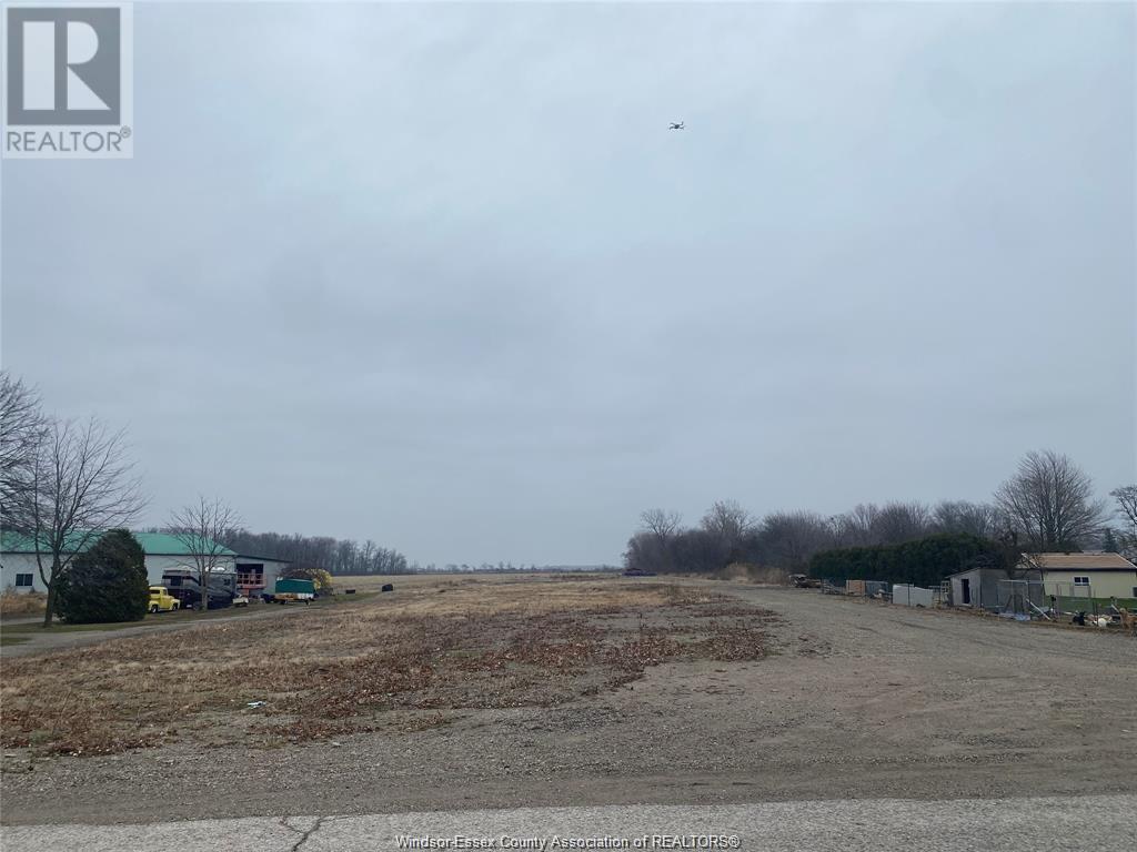 21333 Coatsworth Rd, Chatham-Kent, ON N0P 1H0