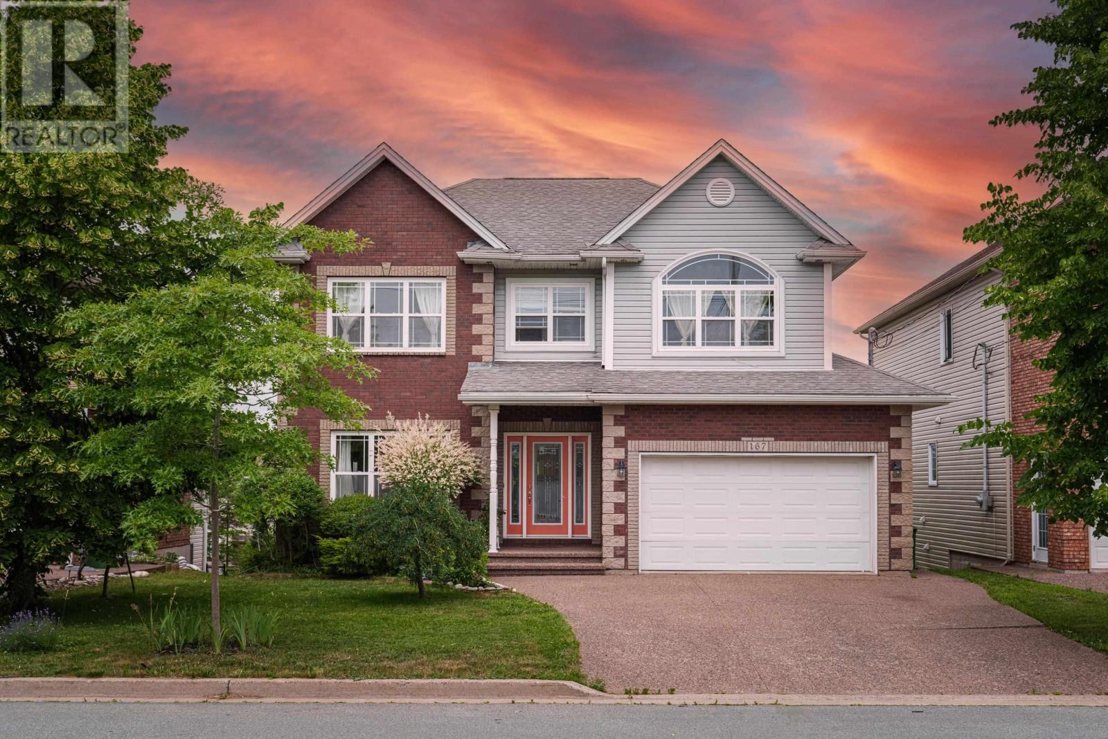 167 Ravines Dr, Bedford South, NS B4A 0B8
