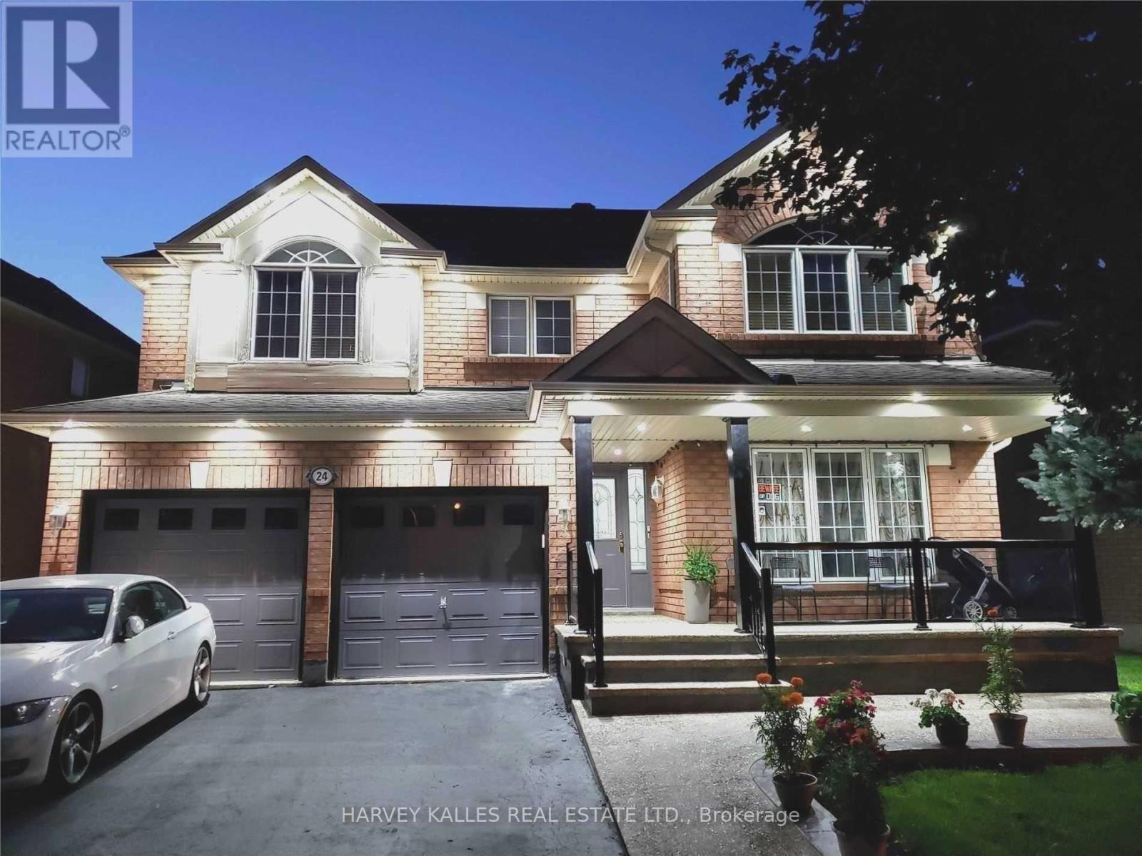 24 Upshall Dr, Brampton, ON L6P 1E1