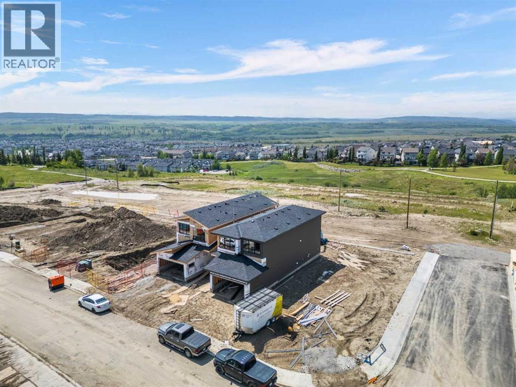 46 Heritage Heath, Cochrane, AB T0T 0T0