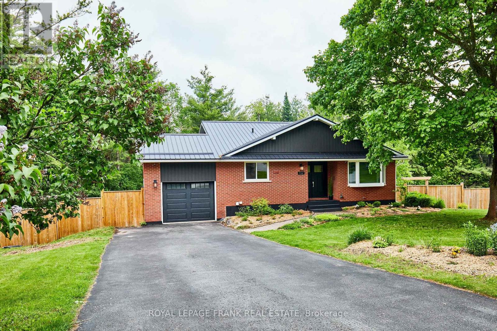 132 Coulter Dr, Kawartha Lakes, ON L0A 1K0