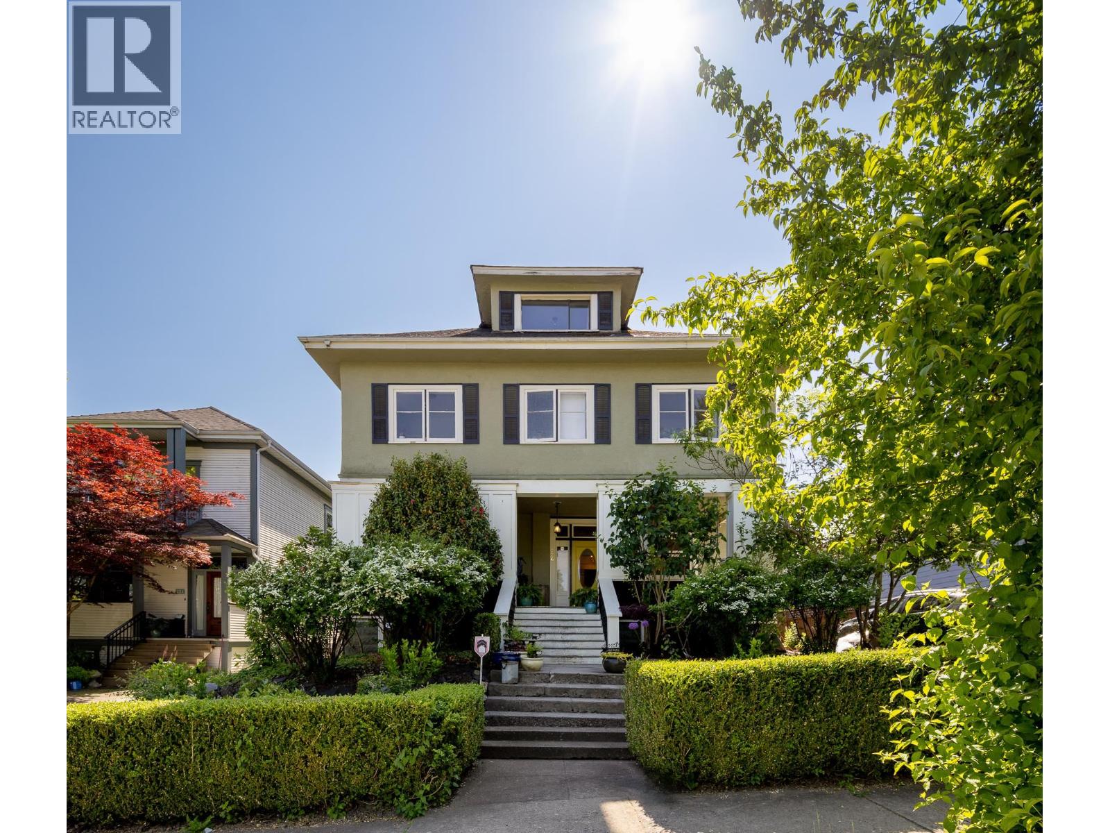 226 Second St, New Westminster, BC V3L 2K6
