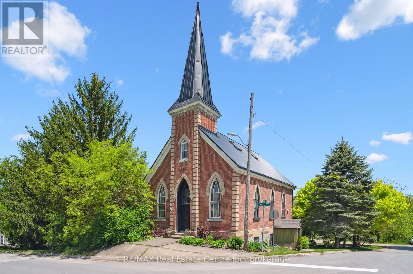 10 Mill St, Amaranth, ON L9W 3Z1