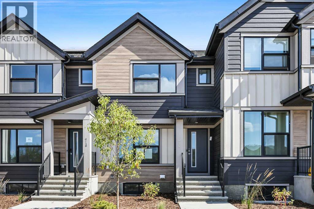 922 Wolf Willow Blvd SE, Calgary, AB T2X 5R7