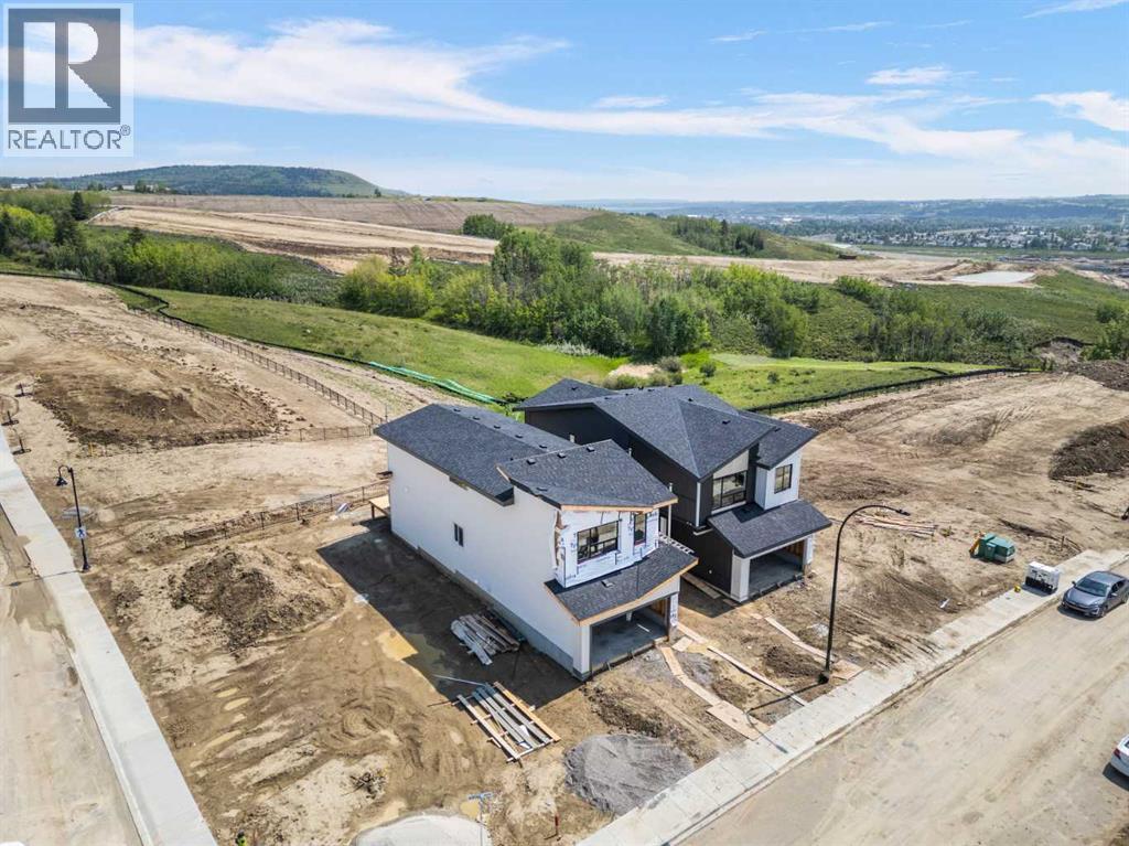 47 Heritage Heath, Cochrane, AB T0T 0T0