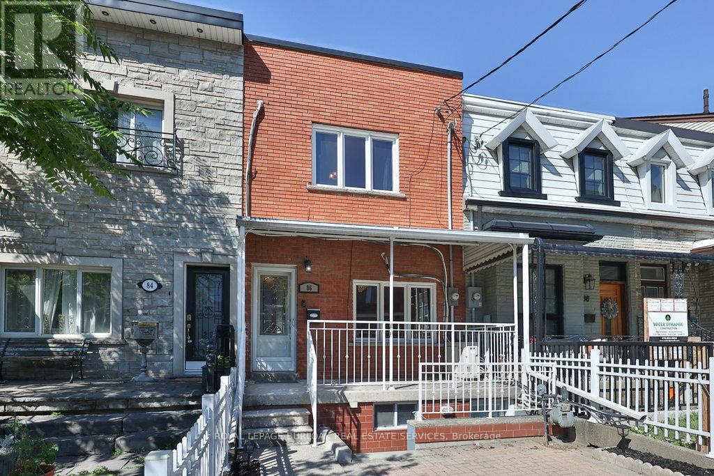 86 Margueretta St, Toronto, ON M6H 3S3
