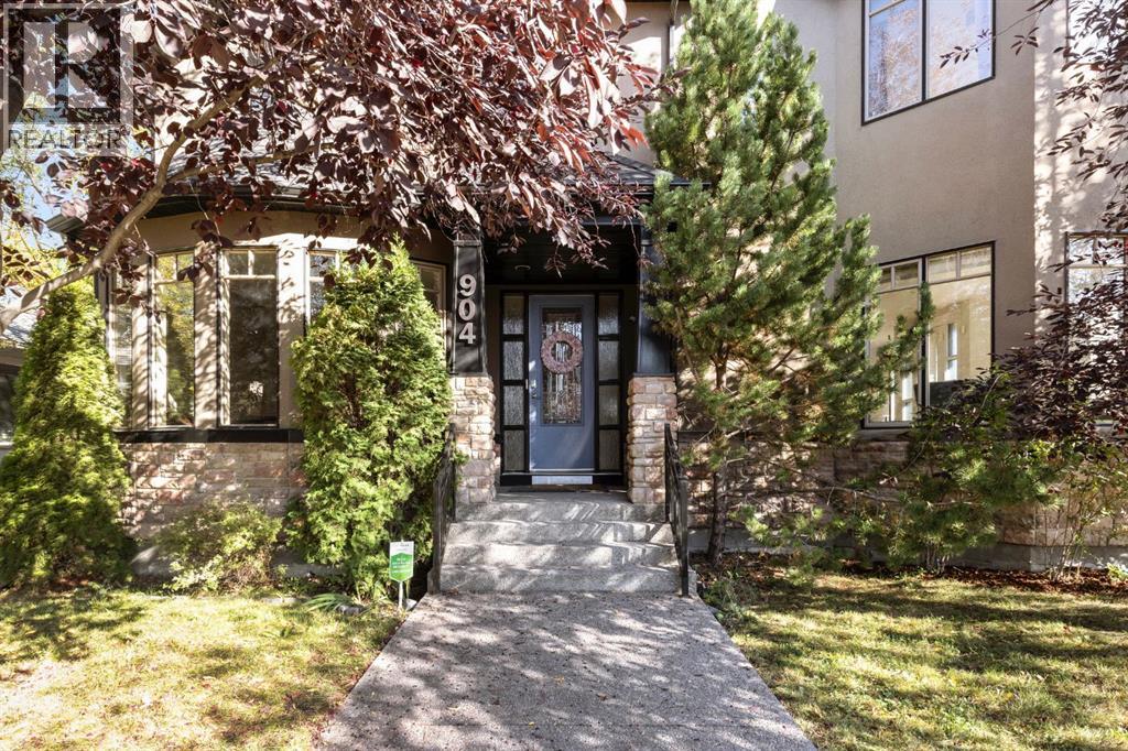 23 Avenue Nw Unit 904, Calgary, AB T2M 1T4