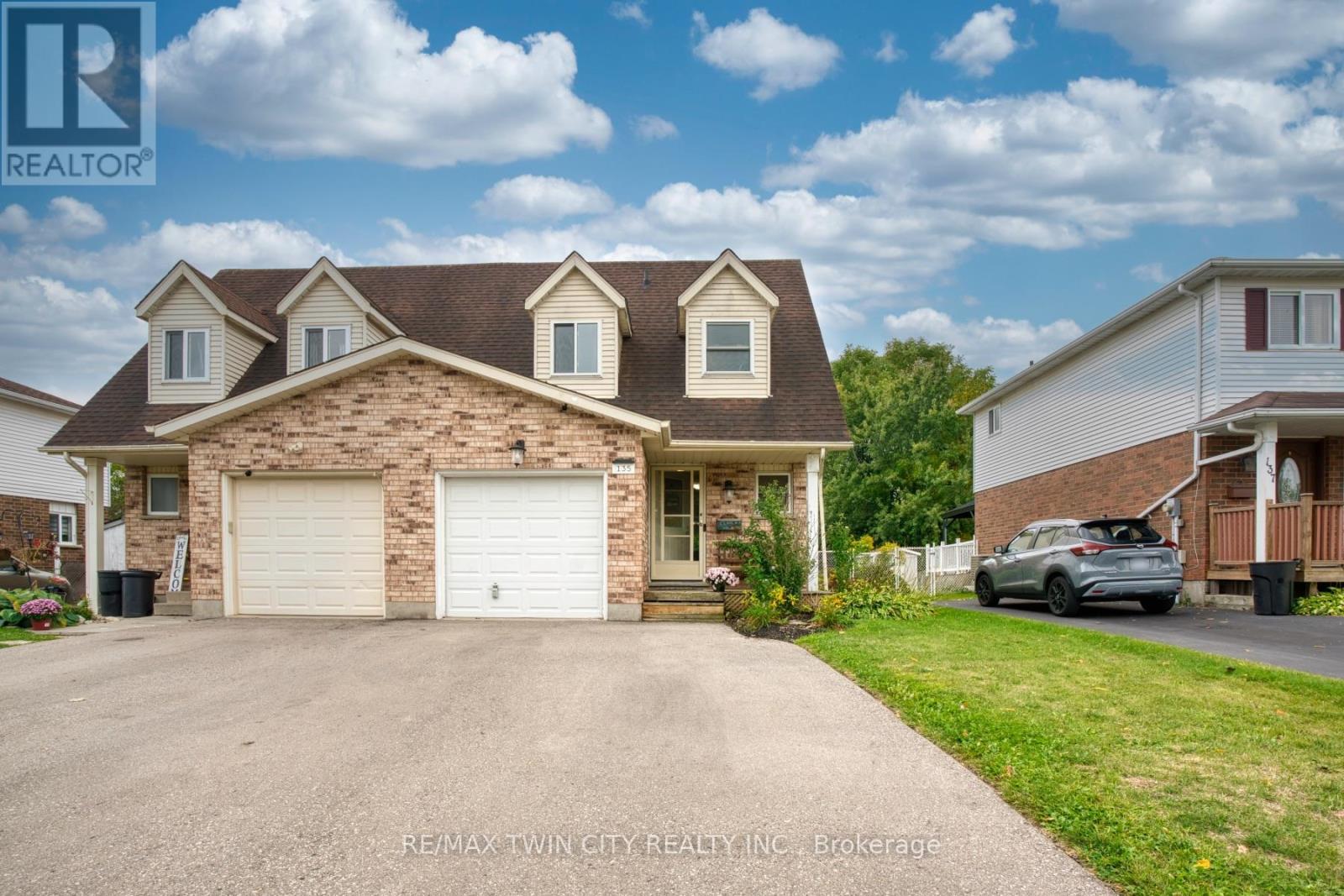 135 Eastforest Trl, Kitchener, ON N2N 3E4