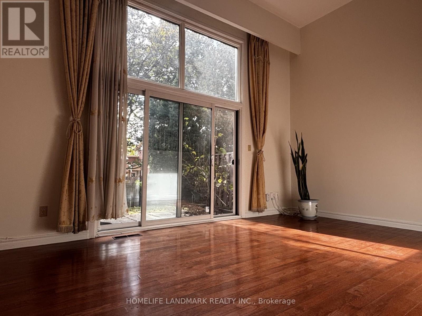 254 Sprucewood Ct, Toronto, ON M1W 1P6