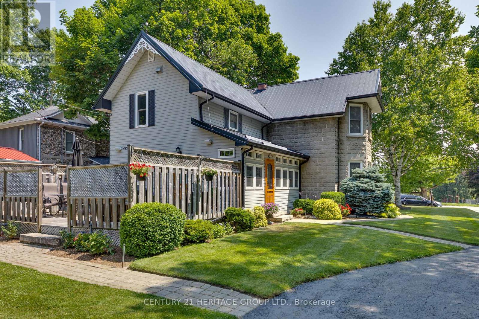 20314 Leslie St, East Gwillimbury, ON L0G 1R0