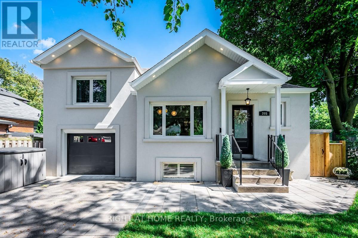 205 Prince Edward Dr S, Toronto, ON M8Y 3X3