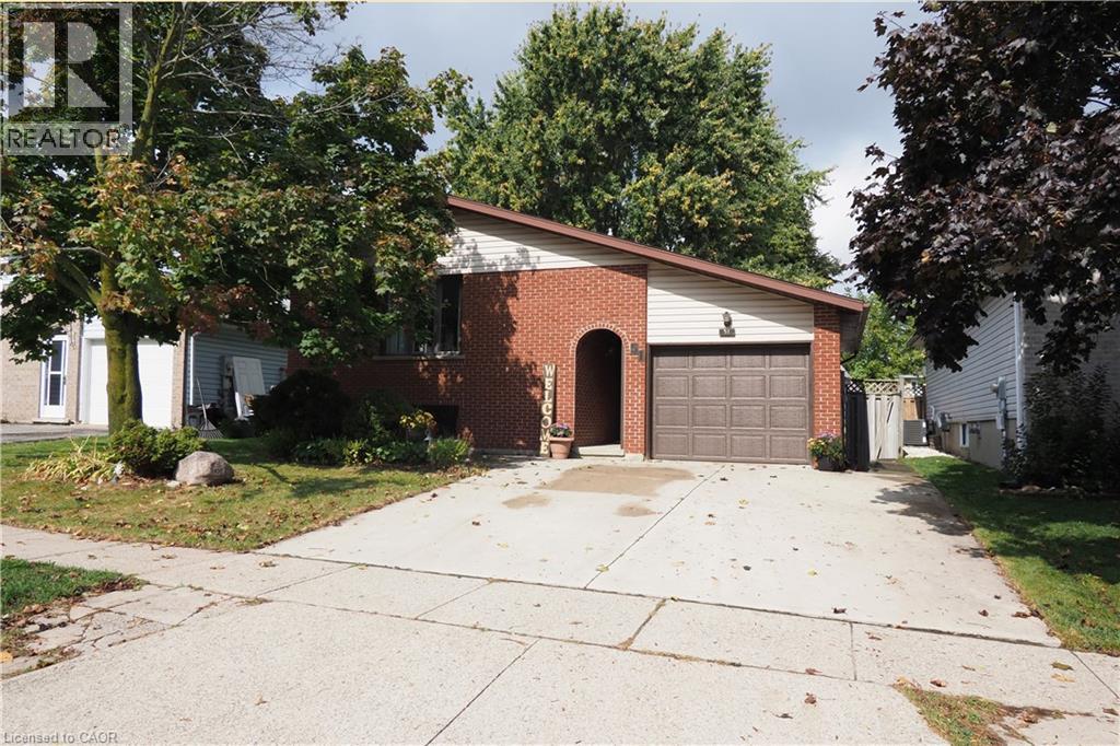 51 Memory Ln, Cambridge, ON N3C 3W9