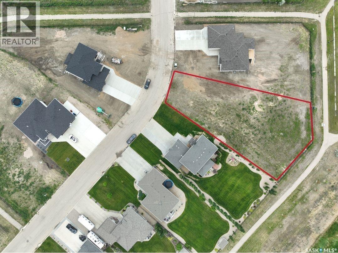 236 Iron Bridge Dr, Moose Jaw, SK S6J 0B5
