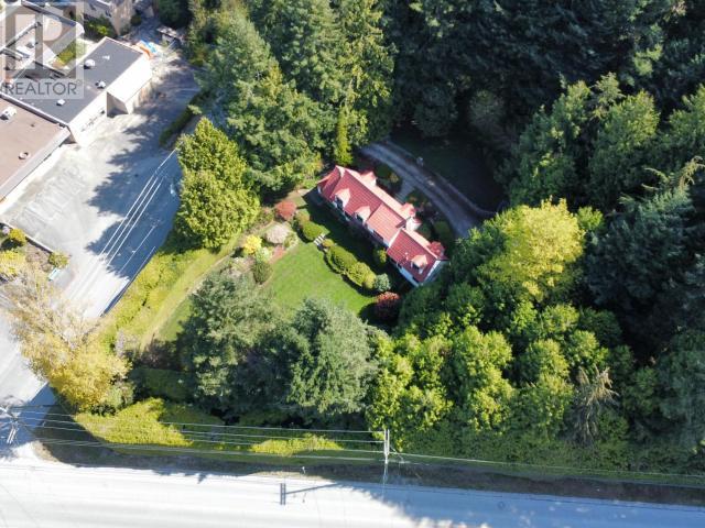 7108 Kemano St, Powell River, BC V8A 1L9