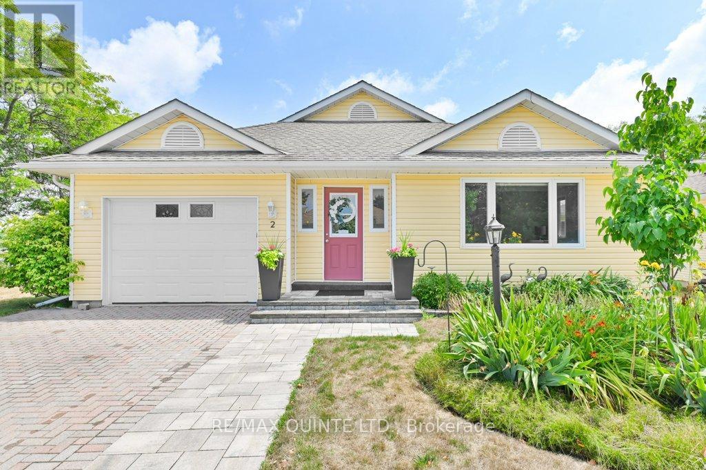 2 Heritage Dr, Prince Edward County Wellington, ON K0K 3L0