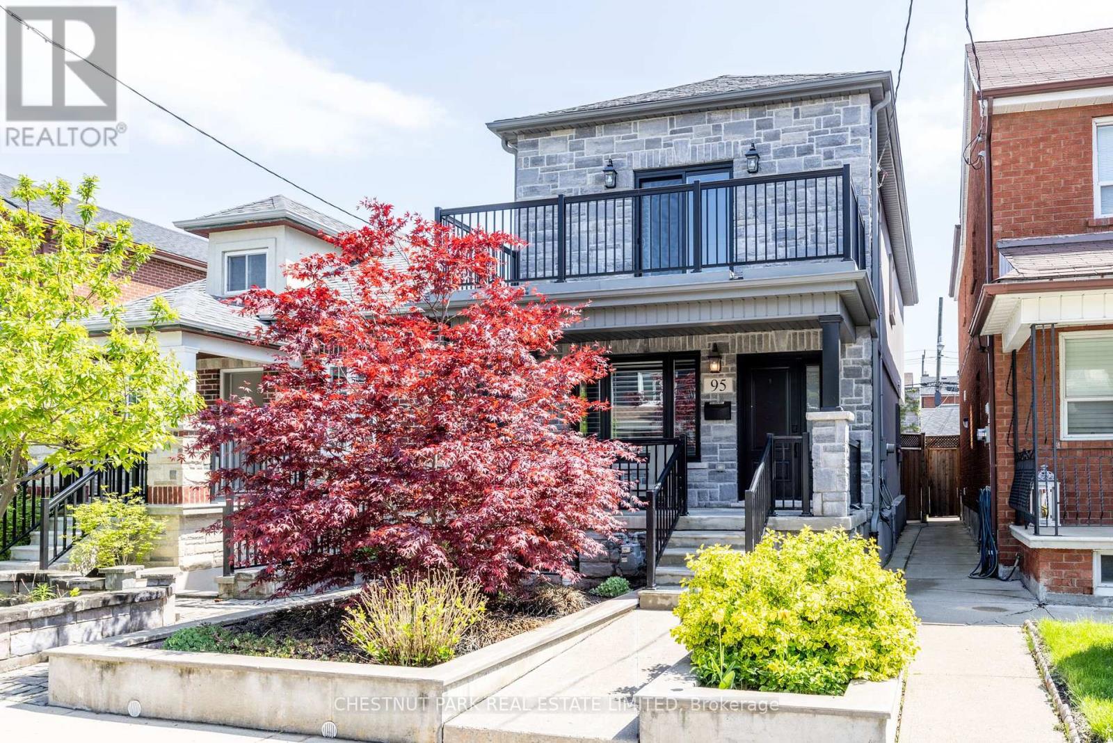 95 Sellers Ave, Toronto, ON M6E 3T7