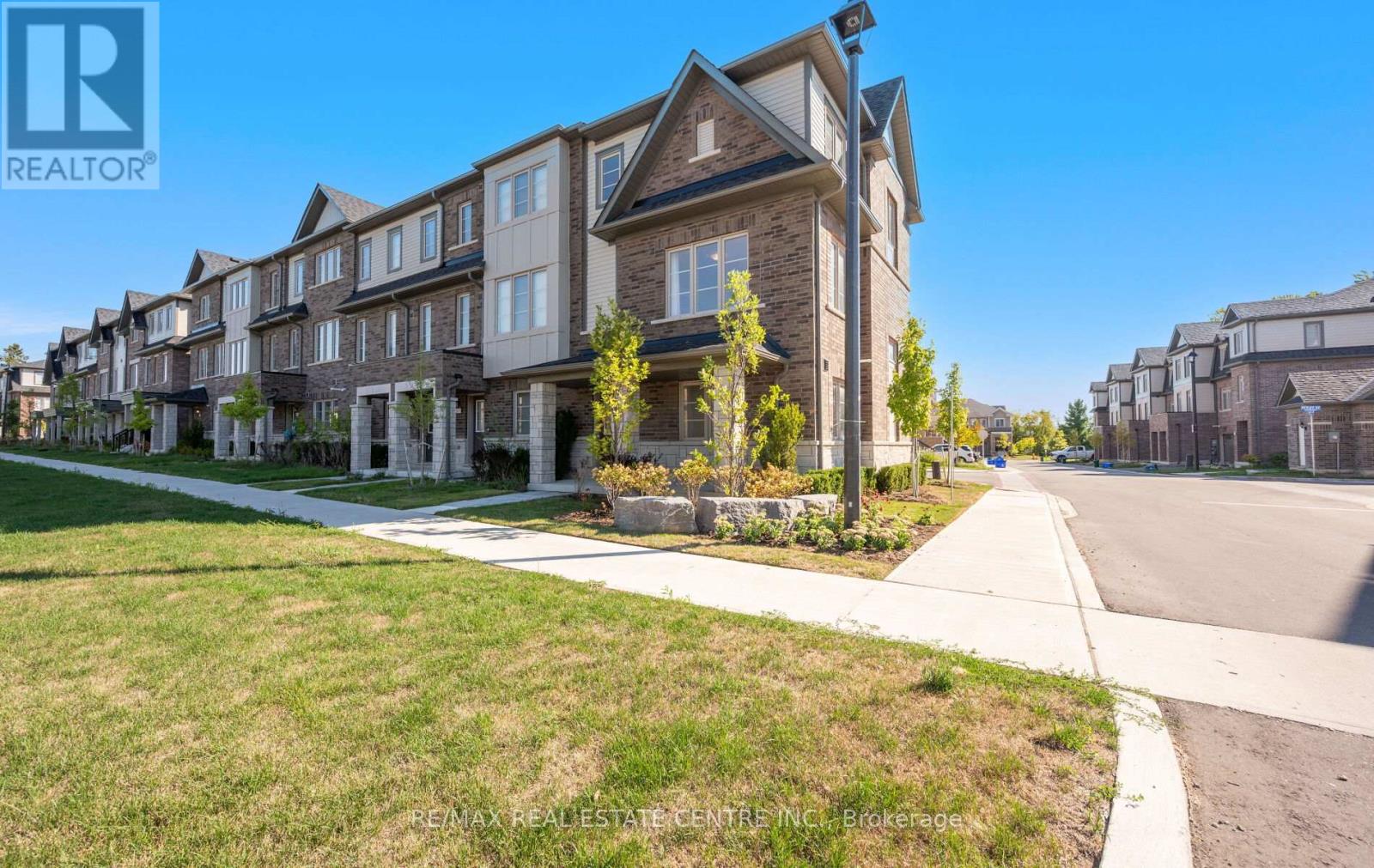 2073 Prestonvale Rd, Clarington Courtice, ON L1E 0G9