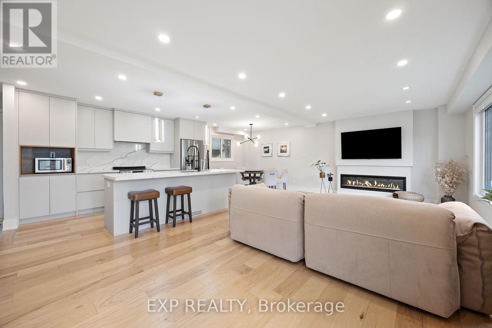 12333 Ninth Line, Whitchurch-Stouffville, ON L4A 1C2