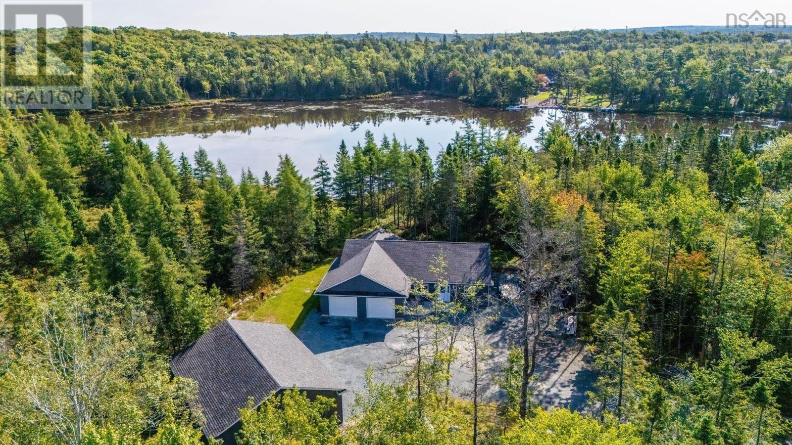 160 Big Hubley Lake Dr, Hubley, NS B3Z 1B8