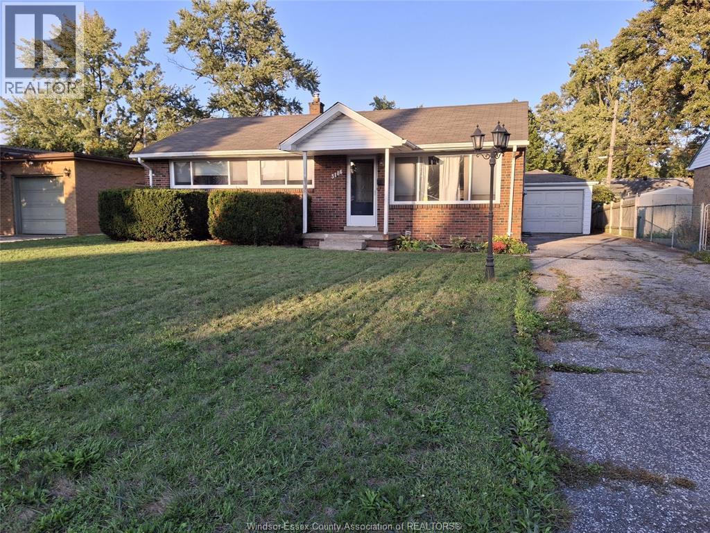 3186 Mark Ave, Windsor, ON N9E 2W8
