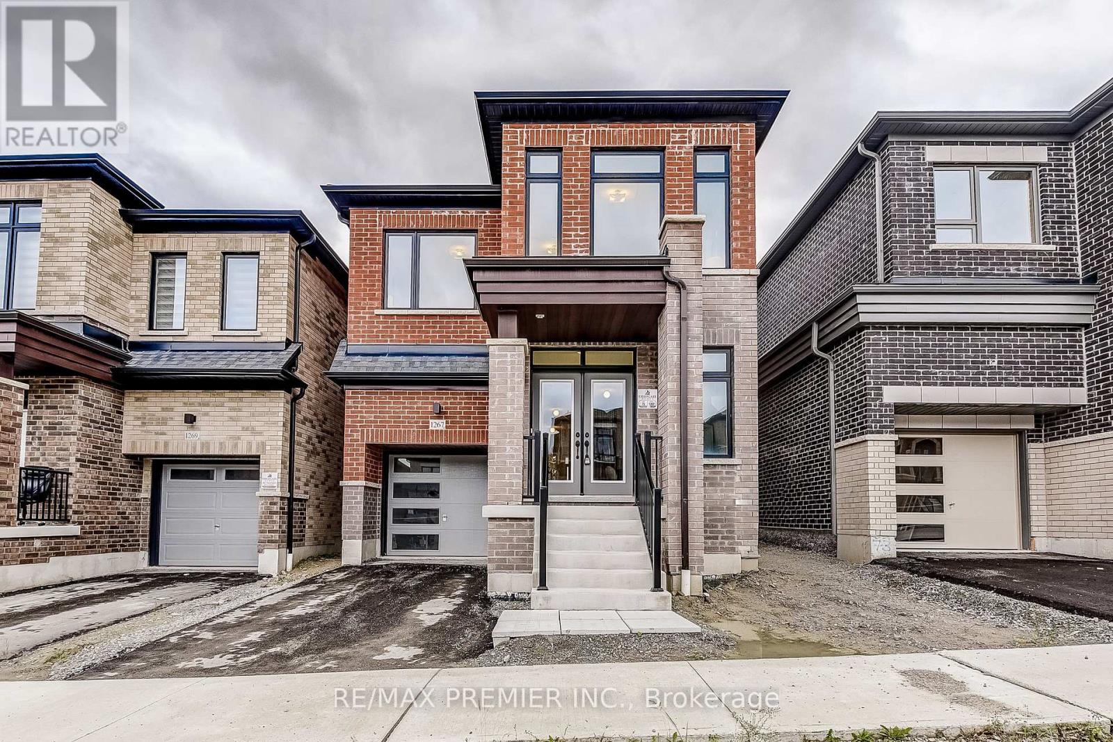 1267 Talisman Mnr, Pickering, ON L1X 0K4